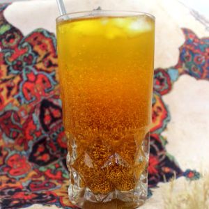 نوشیدنی میکس هل و زعفران